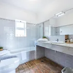 Coolhouses Luz, 3 Bed Linked House, Shared Pool, A Stone's Throw Of The Sea, Casa Sirrah Luz