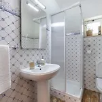 Semesterbostad Coolhouses Luz, 3 Bed Linked House, Shared Pool, A Stone's Throw Of The Sea, Casa Sirrah