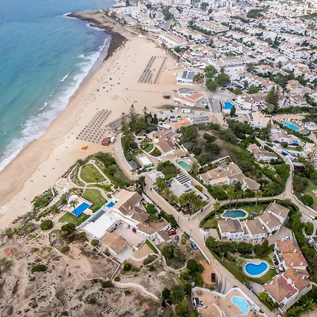 Casa Sirrah Condominio Moradias Parque Da Praia By Coolhouses